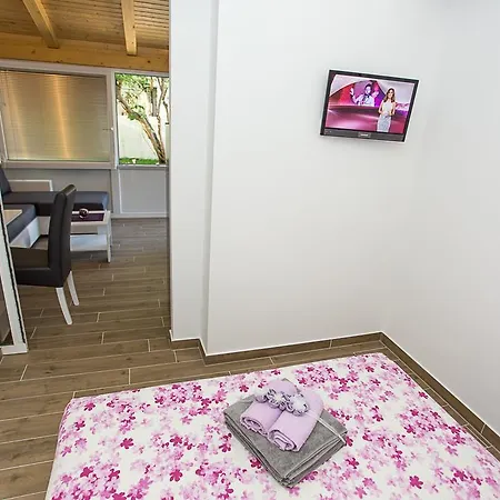 Апартаменты Marta *