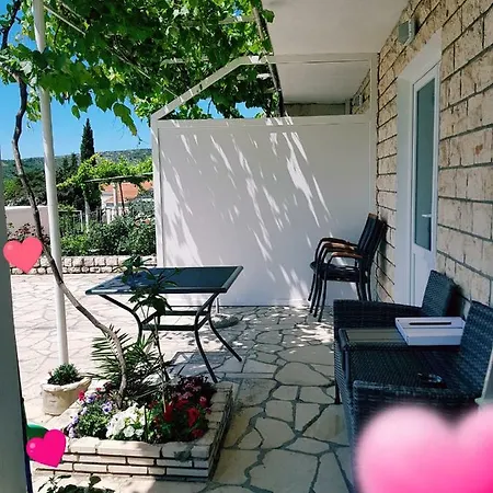 Апартаменты Marta *